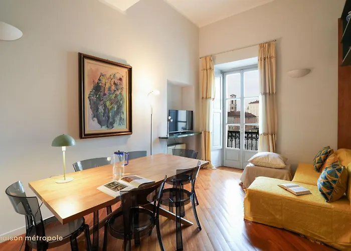 Piazza Castello - Center View * Turin